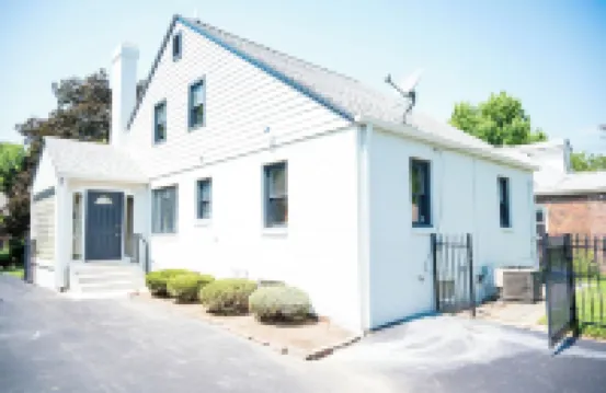 Beautifully restored home in Butler Tarkington Walking Distance to Butler Campus Hotels near Hinkle Fieldhouse