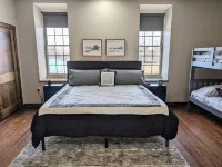 Luxury Loft just minutes from Casino & Lake