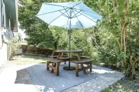 Modern Retreat ★ Minutes from NRG Nat’l Park