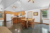 Amazing Family Cabin near Wheeler Lake! Close to beach, UTV an Snowmobile trails