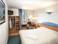 Brit Hotel Essentiel Saint-Flour Hotels in Cantal