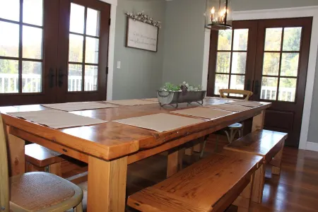 Farmhouse - Family Favorite on 220-acres