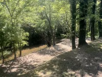 Creek View Retreat 3 Bedroom- 2 Full Bathroom.  Cozy home - 3つ星