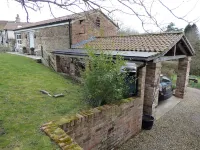 Cosy Cottage With Exposed Beams, Private Garden And Countryside Views Hotels near St James Retail Park