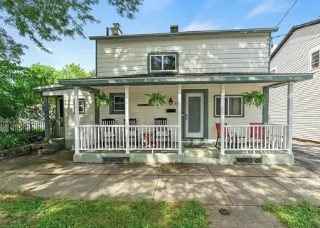 Lovely 4-bedroom home nestled in the picturesque downtown of Saratoga Springs