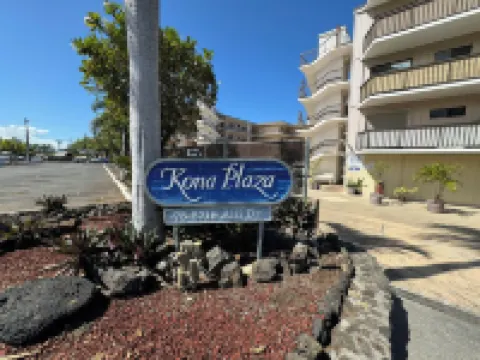 Heart of Kona Ocean View Condo w/ Pool, Oversized Lanai, Incredible Location