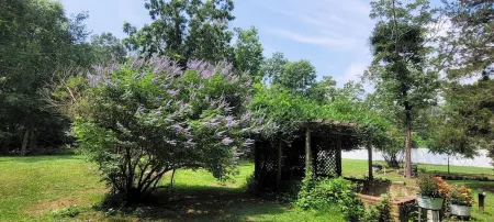 Quiet secluded home~ minutes from Ocean City boardwalk and beaches