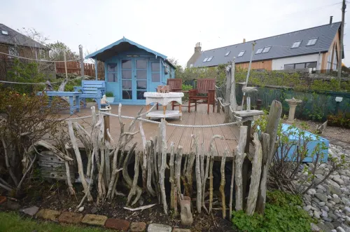 Driftwood Cottage, near Portsoy's historic harbour-stunning garden Hotels in Portsoy