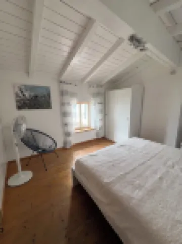 Romantisches Rustico mit Traumhaftem Seeblick in Sehr Ruhiger Lage