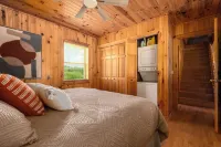 Pet Friendly NC Cabin with Beautiful Views and Hot Tub near West Jefferson.
