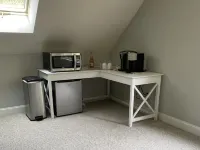 Quaint & Clean Cape Cod Loft Hotéis em Bourne