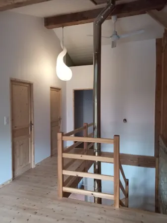 LA Pensee Sauvage, Spacieux Gite Avec Piscine Ressourcement Auprès des Plantes