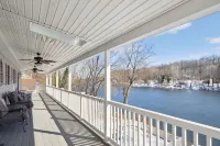 The Riverfront - King Suite/Fire Pit/River Access
