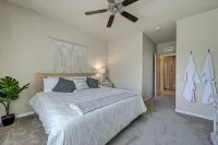 Boho Luxe Nr JAX INT. Airport & Shopping Hotels near Jacksonville International Airport