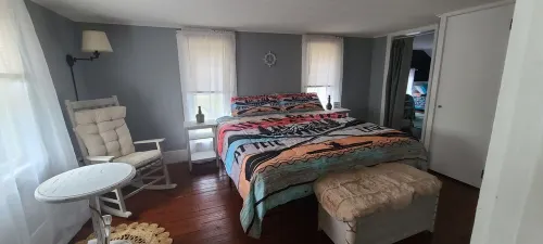 Fully furnished yr round home near Seneca Lake, on Wine trail, Family Friendly