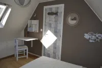 Charming renovated 3-room detached "Penty" with terrace, small garden and parking space