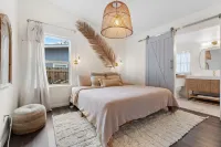 Pool, 3-Min to Main, Sleeps 8