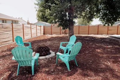 Cheerful home close to down town provo, I-15, BYU Hoteles cerca de Department of Electrical and Computer Engineering