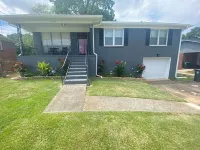 Southern Summer Hideaway - Your Birmingham Home Away from Home!!! Hotel in zona Lawson State Community College