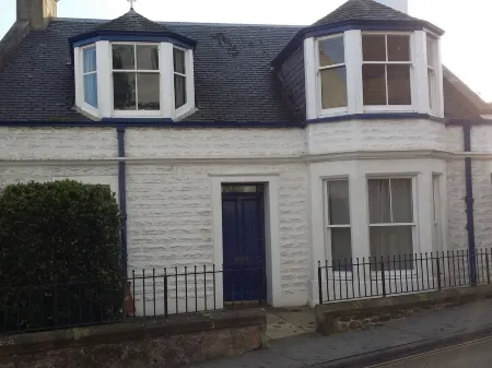 Ardlui, central location just a short walk from the Famous Harbour and Fish Bar Отели в г. Anstruther