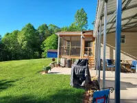 Country Nest Отели рядом с достопримечательностью «Lone Hickory Indoor Arena»