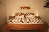 Nice, apartment, near Nürburgring, ideal for hiking / dream paths, free WiFi Hotels near Dr.-Heinrich-Menke Park