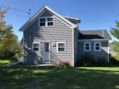 Cottage on Sawyer’s Cove