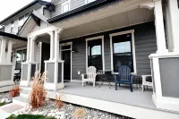 Cozy townhouse near Yellowstone River. Pet friendly.