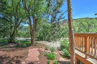 Bright Studio w/ Full Kitchen, Lg. Deck & Views, 2 Mi. to Downtown,10 Mi. to Ski Hotels near Glenwood Hot Springs Pool