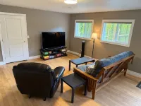 Waterfront Home-Great Boating/Fishing/Beach. Mountain Views, Close to Sandpoint