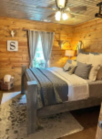 Cabin on Blackberry Hill near McGee Creek アトカのホテル