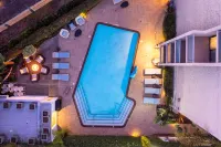 Hotel La Jolla, Curio Collection by Hilton - Beach
