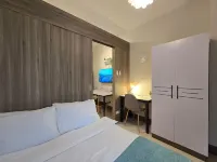 1BR Unit Condotel w Balcony FAME Residences -FM46