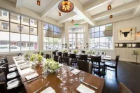 Sonoma Sunshine, by Vinifera Homes