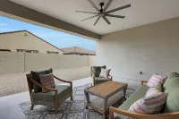 Westgate Gem – 4Br Pool Home Near Shopping & Sports!