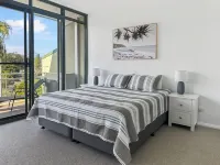 Avoca Coastal Retreat - holiday in the heart of Avoca Beach! Hotels in Avoca Beach