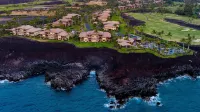 Luxurious Oceanfront Escape Awaits – Stunning Views & Top-Floor Waikoloa Living!