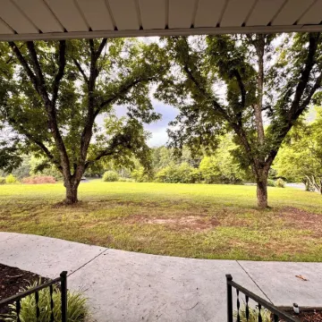 NO CLEANING FEE Century farmhouse on Lake Keowee near Clemson