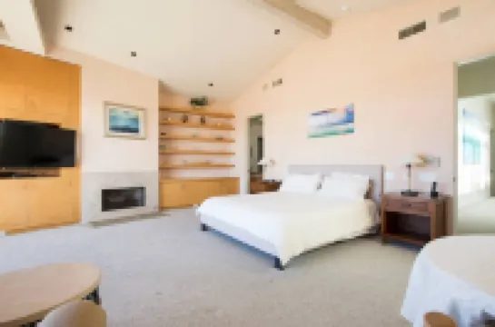 LAX Beachhouse - Luxury On The Sand and near LAX Hotels near Playa Del Rey Beach
