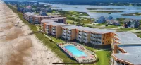 Sun-Sational , OCEAN FRONT, ALL LINENS included, POOL, Private Screen Porch - 3-Star