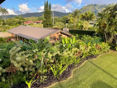 On Hanalei bay with panoramic ocean views. Steps to the beach and walk to town.