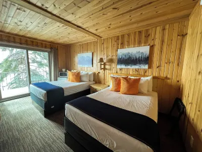 Cliff Dweller on Lake Superior Hotels in Lutsen