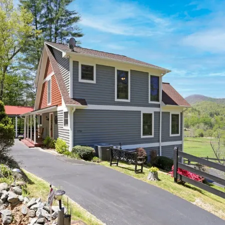 NEW! Valley View Mountain Getaway