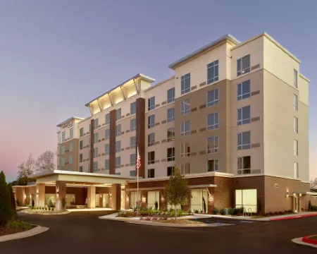 Courtyard Atlanta Covington Hotels in Covington