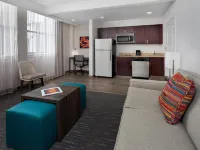 納什維爾市中心Homewood Suites by Hilton 鄰近賴曼禮堂（Ryman Auditorium）的酒店