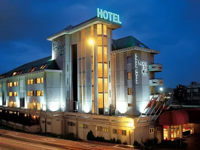 Hotel Palacio del Mar Các khách sạn gần Scientific and Technological Park of Cantabria