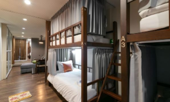 Phobphan Hostel
