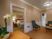 Carmel Bay View Inn