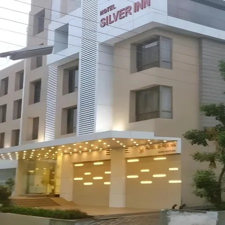 Hotel Silver Inn
