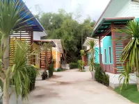 Baan Chang Resort Hoteller i Chiang Phin